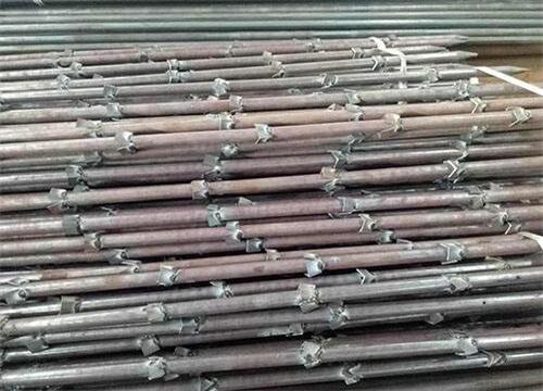 施甸隧道钢花管